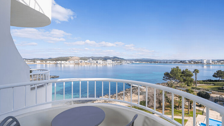 The INNSiDE Room Partial Sea View 